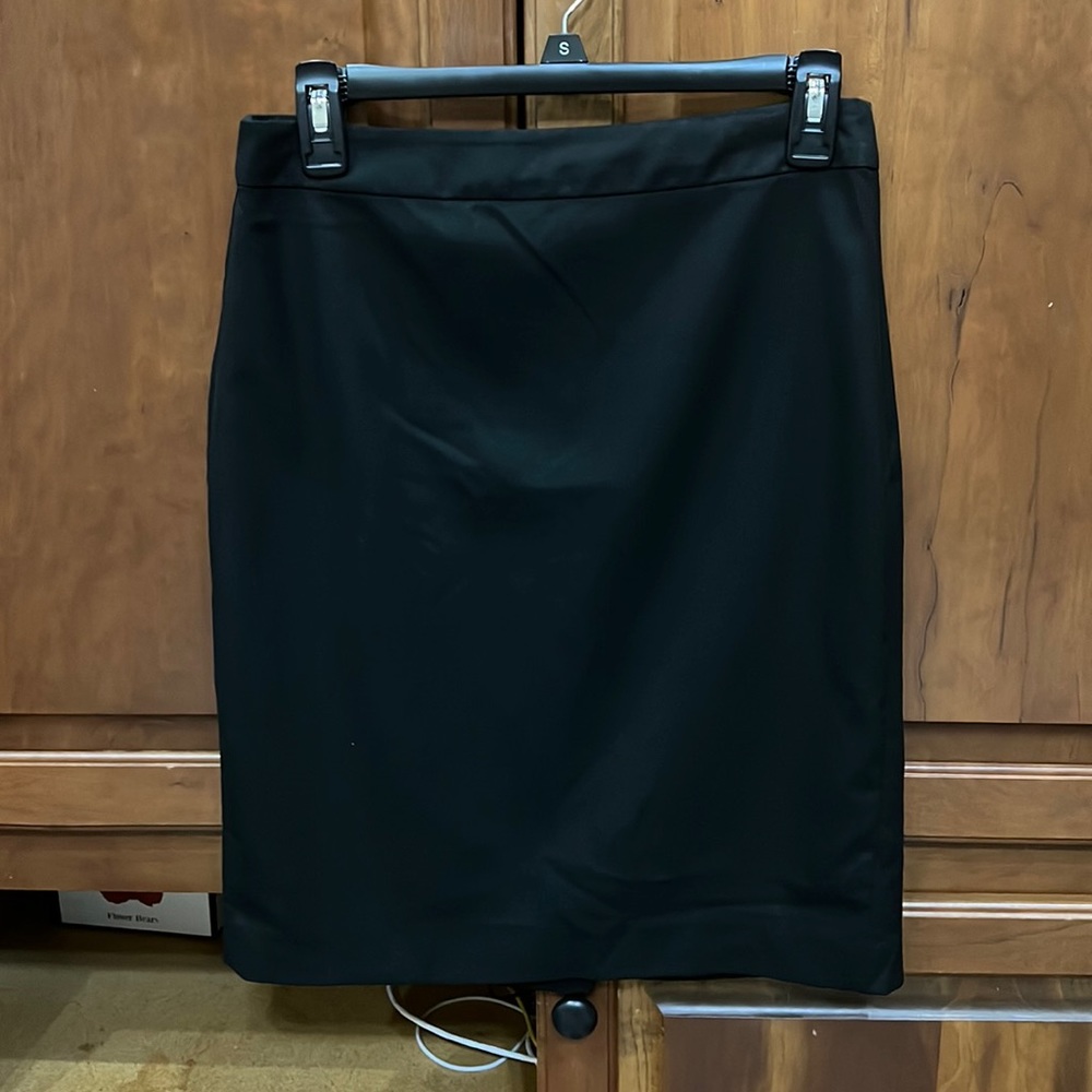 Size 4 black pencil skirt